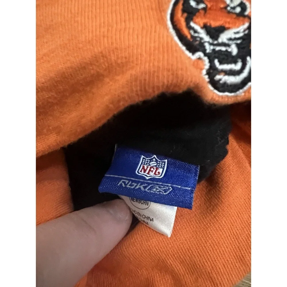 NFL Cincinatti Bengals Newborn Baby Orange Black Tiger Logo Cap‎ Hat